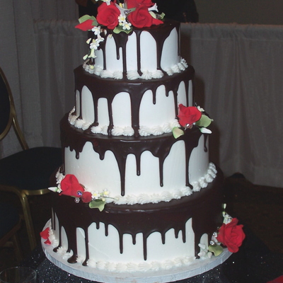 Ganache Drizzled Wedding Cake.