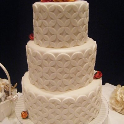 White Circle Cake