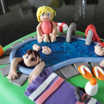 Pool Cake