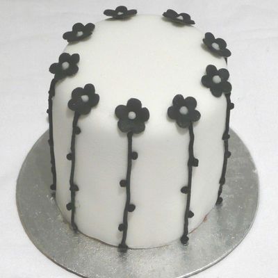 Black Blossoms On White Fondant Mini Cake