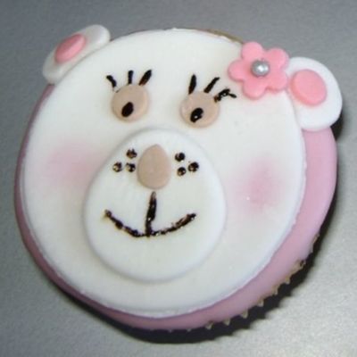 Bear Cupcake.