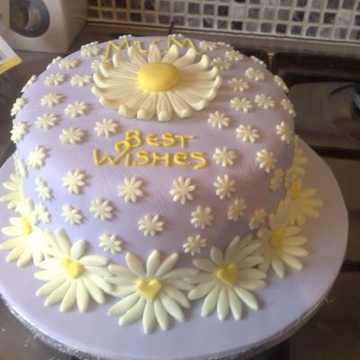 Daisy Cake