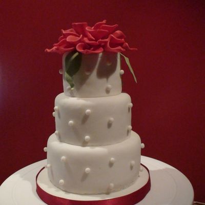 Mini Flower & Pearl Wedding Cake
