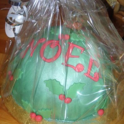 Holly Bauble