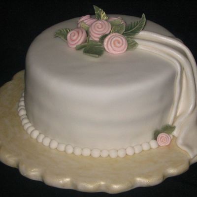 Wilton Fondant And Gumpaste Cake I