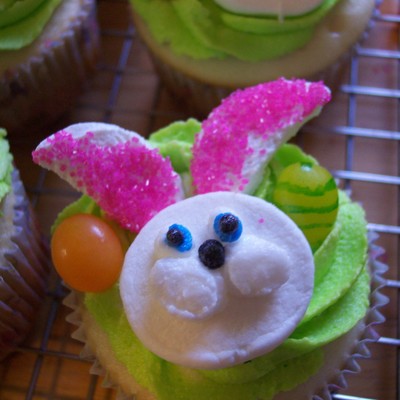Easter Bunny Egg Hunt Cupcakes