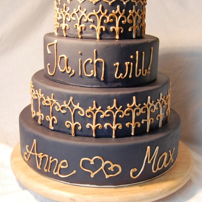 Black Wedding Cake