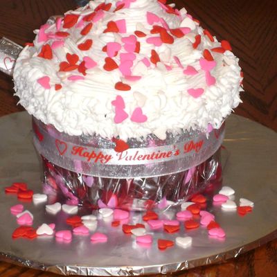 Giant_Cupcake__Triple_Chocola.jpg