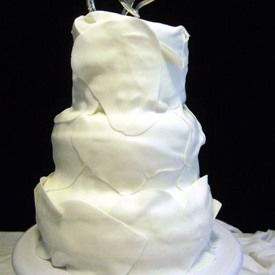 Fondant Wrap Wedding Cake