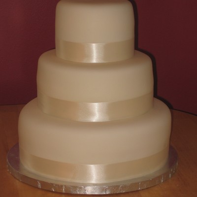 Simple Ivory Wedding Cake
