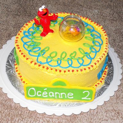 Elmo Cake