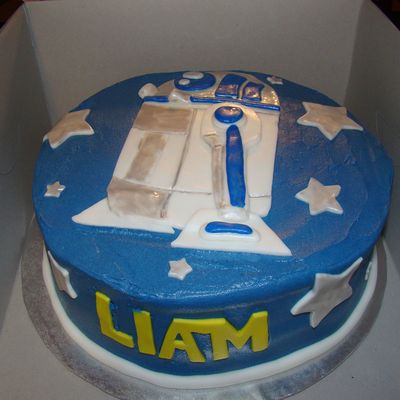 R2D2 Cake