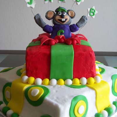 Chuck E Cheese Cake