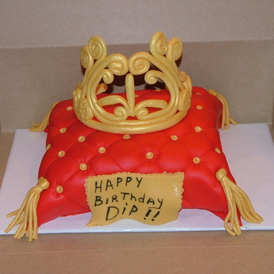 Pillow & Crown Cake