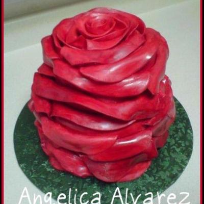 Red Rose Cake