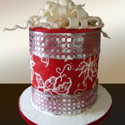Shimmery Poinsettia Gift Box