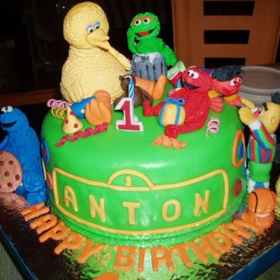 Sesame Street Cake