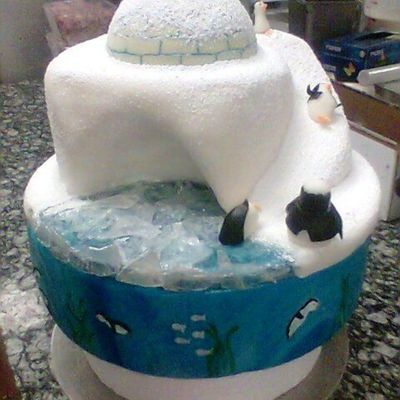 Penguin Holiday Cake