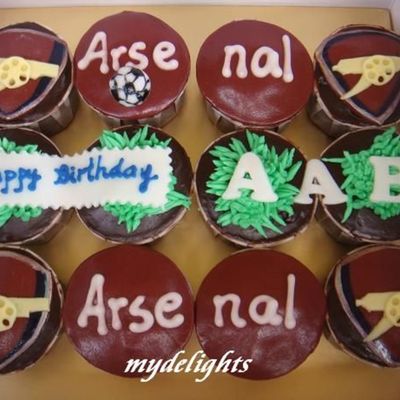 Arsenal Fan Cupcakes