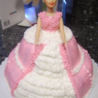 Barbie Cake