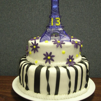 Eiffel Tower Cake