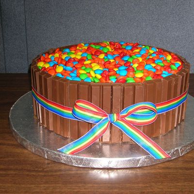 Kit Kat Cake
