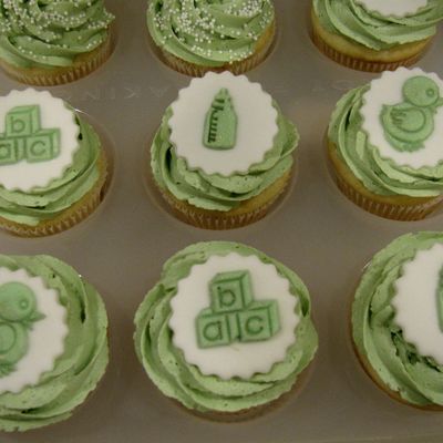 Baby Shower Cupcakes