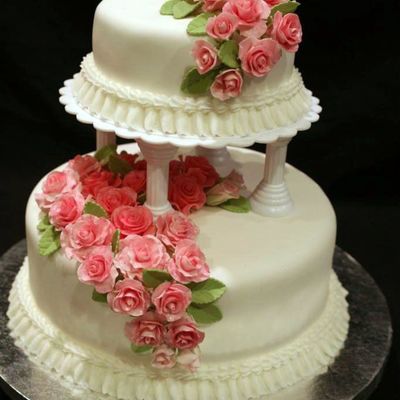 2 Tier Rose Swag Cake