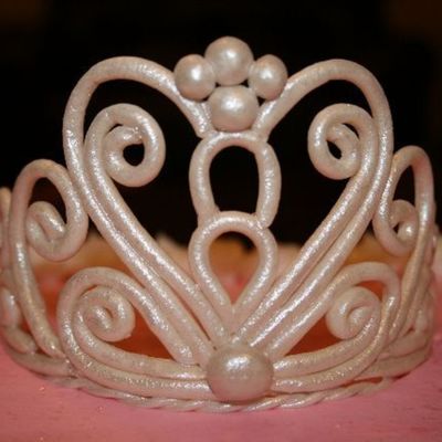 Gumpase Tiara