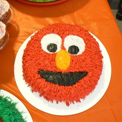 Elmo Cake