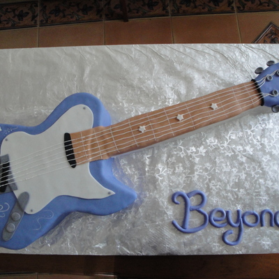 Beyonce's Hannah Montan Guitar