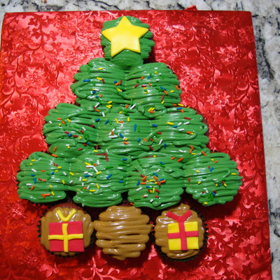 Christmas Cupcake Tree