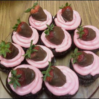 Chocolate Strawberry Cupcakes