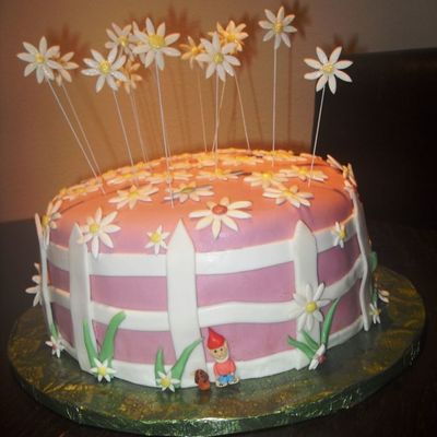 Garden Cake With Daisies And A Gnome