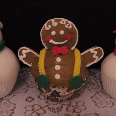 Snow Couple And Gingerbread Man