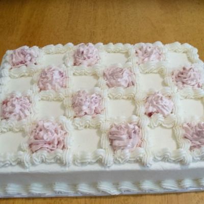 Strawberry And Cool-Whip Cake