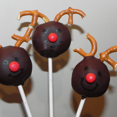 Rudolph Cake Pops