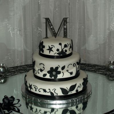 Damask Wedding Cake