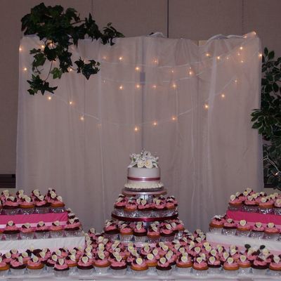 Wedding Cupcakes / Calla Lilies