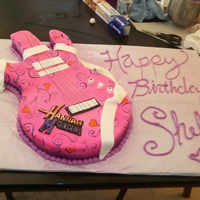 Hannah Montana Guitar Cake