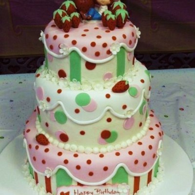 Strawberry Shortcake Cake