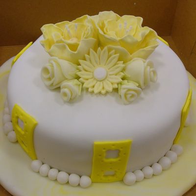 Fondant/gumpaste Final Cake