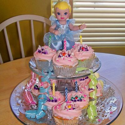 Princess Tiara Cupcakes