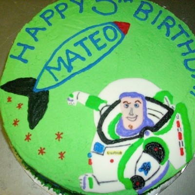 Buzz Light Year Cake