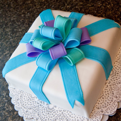 Birthday Bow Cake