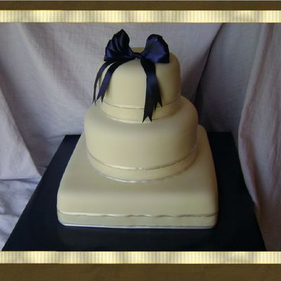 White 3 Tier Wedding Cake