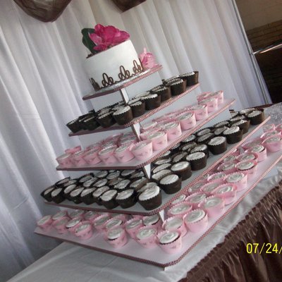 Pink/brown Wedding Cupcakes