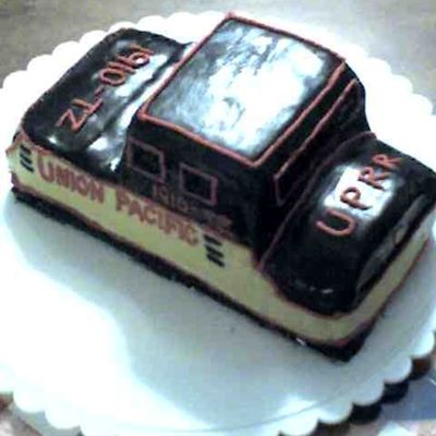Train Car Cake