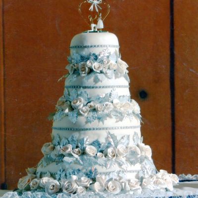 Cha Cha's Wedding Cake