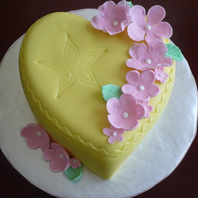 Heart Mother's Day Cake